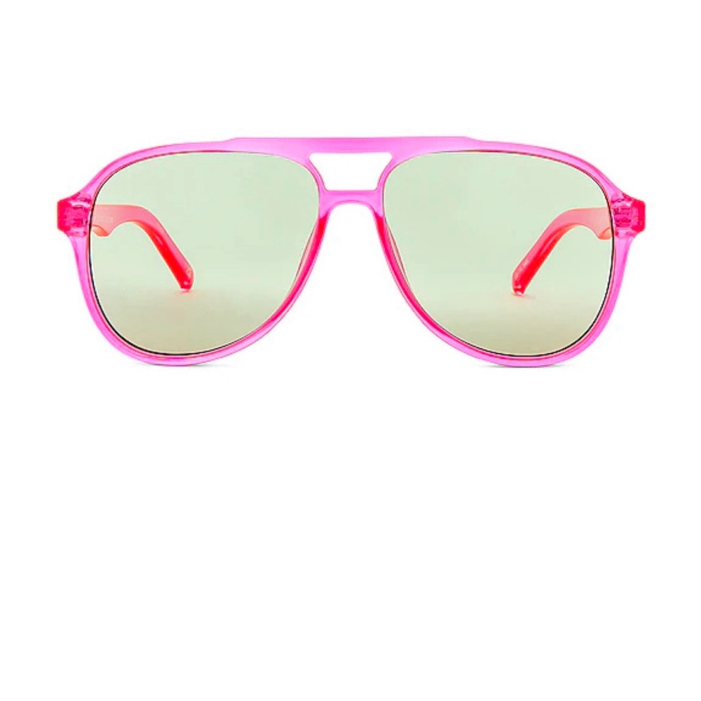 Tragic Magic in Hyper Pink
Le Specs New